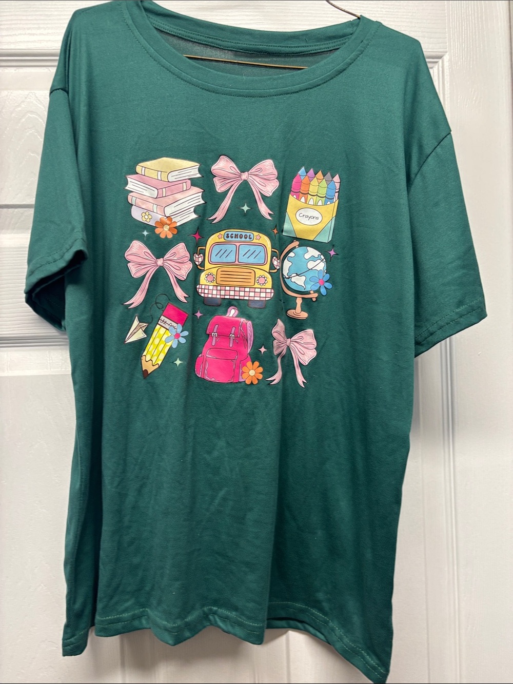 Shein School Icons-Bows, Books& Bus Graphic Tee- Green Easy Fit Large ( M)